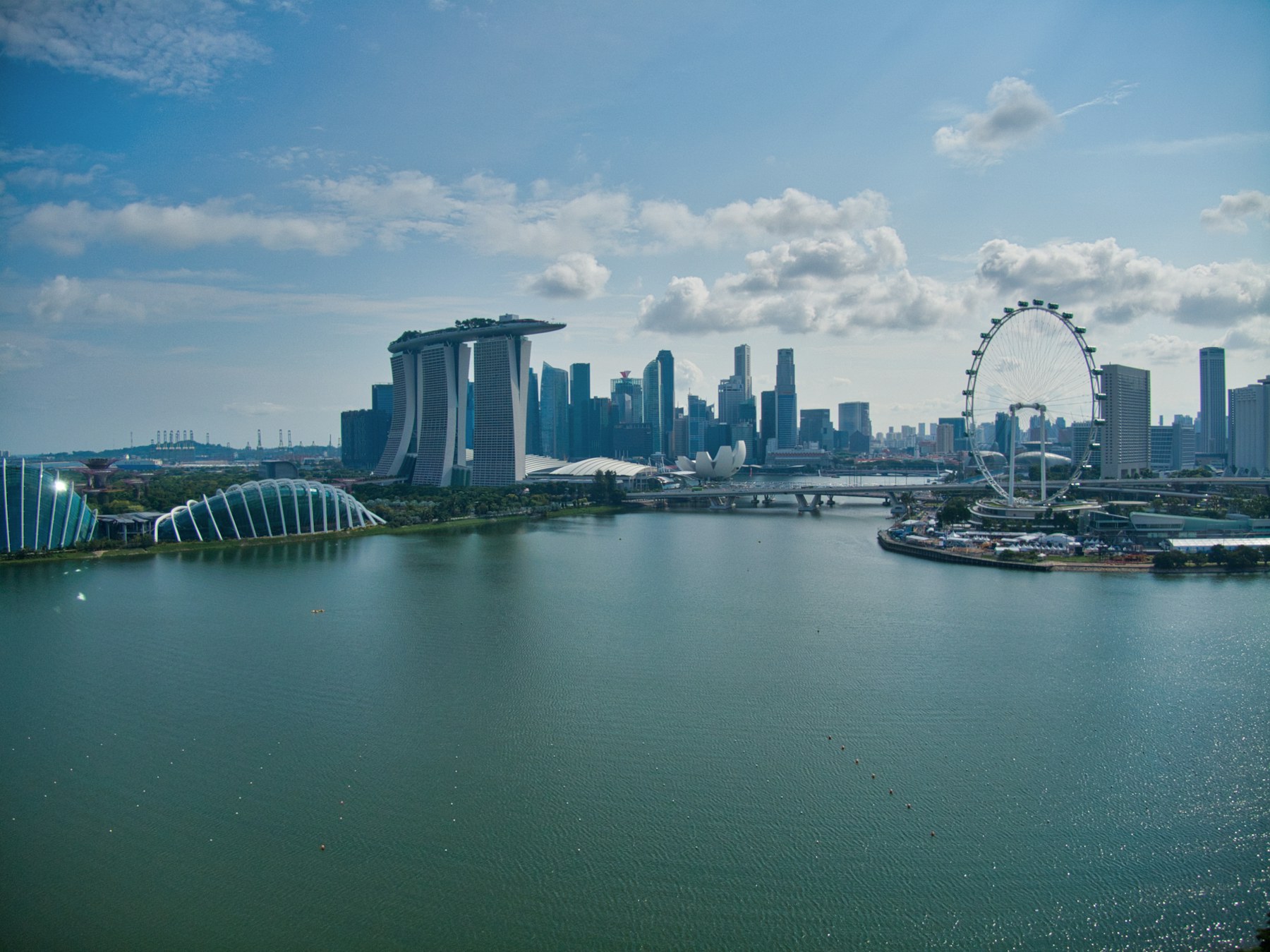 Singapore Marina Bay skyline and waterfront attractions